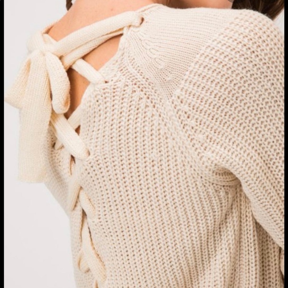 Small/medium cream tie up back &merci sweater!